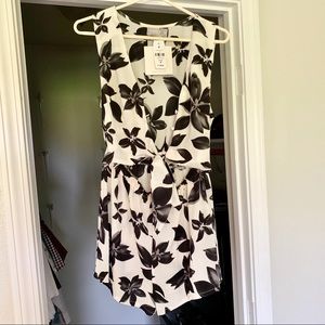 NWT Rumor by LF black and white floral romper